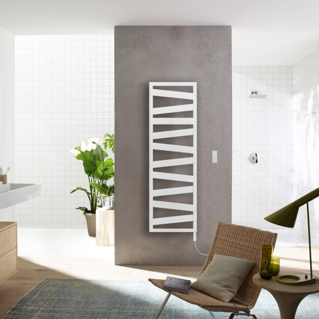 Zehnder_RAD_Kazeane-EL_IHC_TrafficWhite_milieu-bathroom